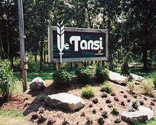 Hiawatha Manor At Lake Tansi Village エクステリア 写真